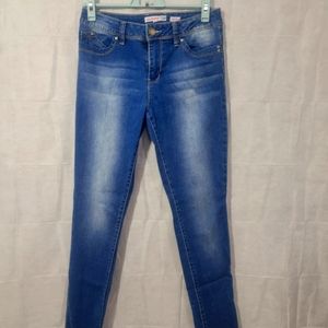 YMI wannabettabutt size 9